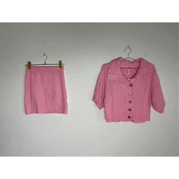 FREE PEOPLE Pink Mae Sweater Knit Set Size XS NWT - Picture 1 of 9